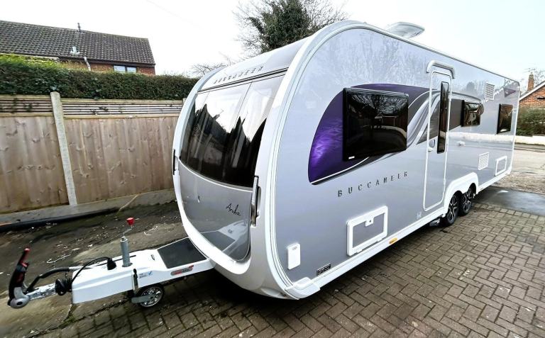 2022 BUCCANEER ARUBA 6 BERTH FRENCH BED TAG AXLE Caravan for Sale