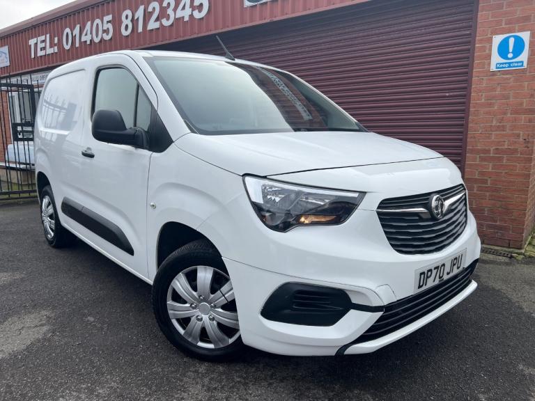 Vauxhall Combo Cargo 2300 1.5 Turbo D 100ps H1 Sportive Van Diesel