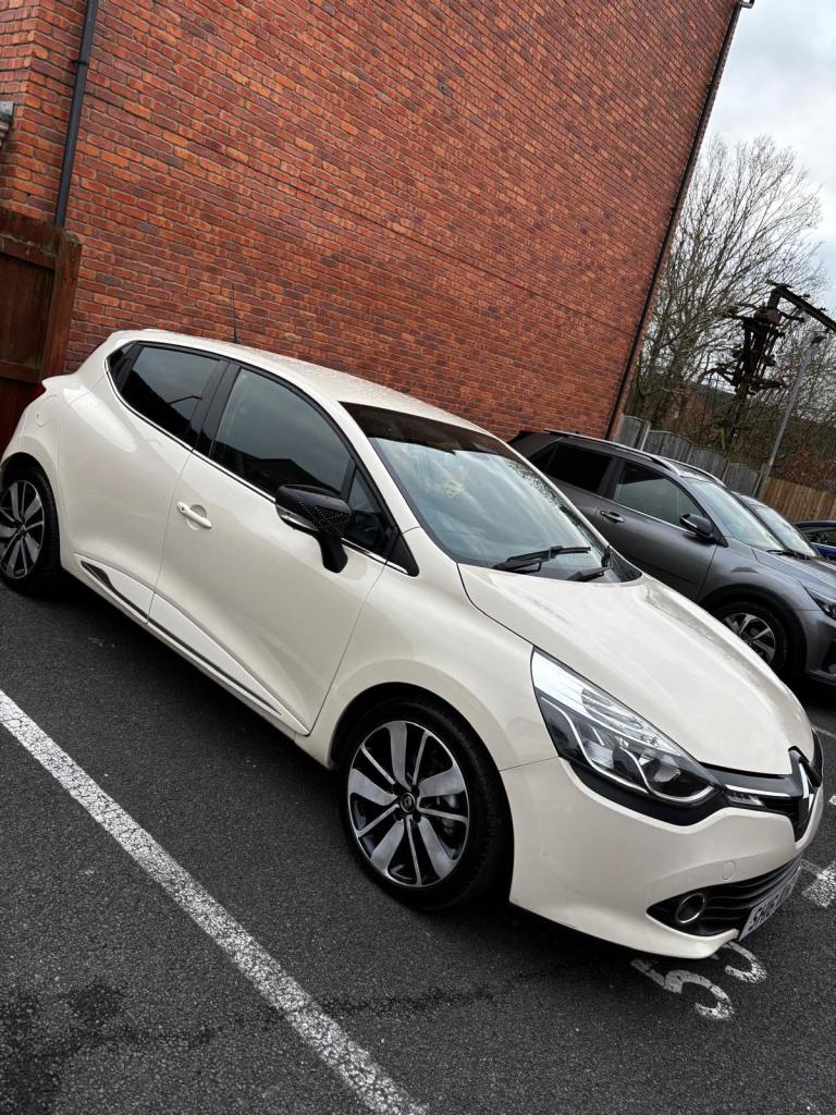 Renault, CLIO, Hatchback, 2016, Manual, 898 (cc), 5 doors