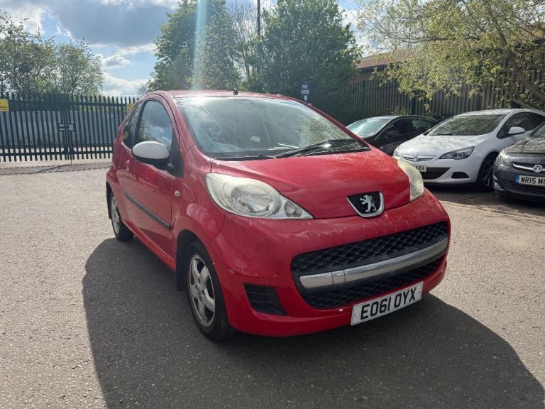 Peugeot, 107, Hatchback, 2011, Manual, 998 (cc), 3 doors
