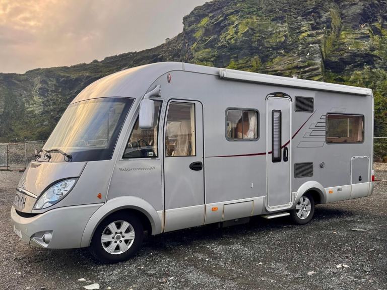 Hymer B655 SL Starline 2009 Mercedes 3.0 manual 3884kg French bed, rear washroom