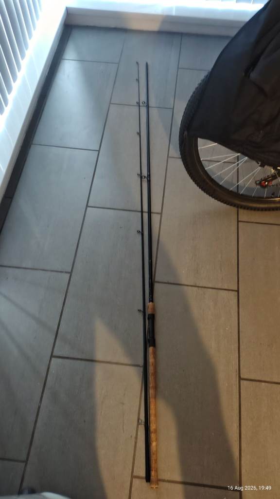 Korum Avon classic 12ft rod with Daiwa ninja 4000-c BR 