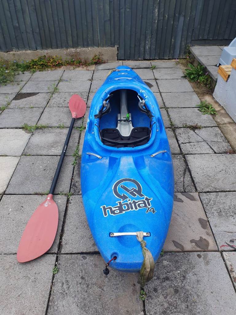 Kayak habitat 74 and paddle