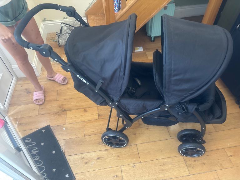 Deryan Black Double Buggy Pushchair – Good Condition