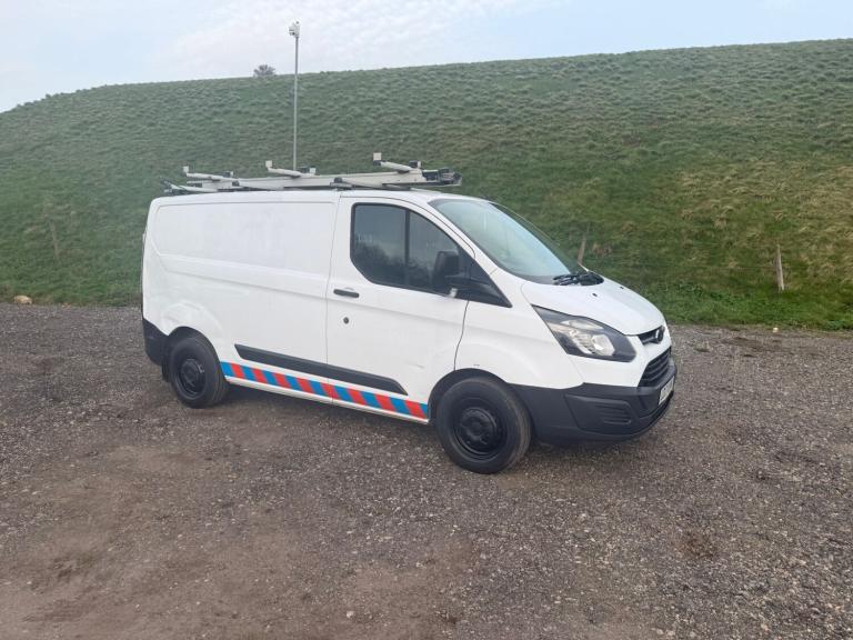2017 Ford Transit Custom 2.0 TDCi 130ps Low Roof Van PANEL VAN Diesel Manual