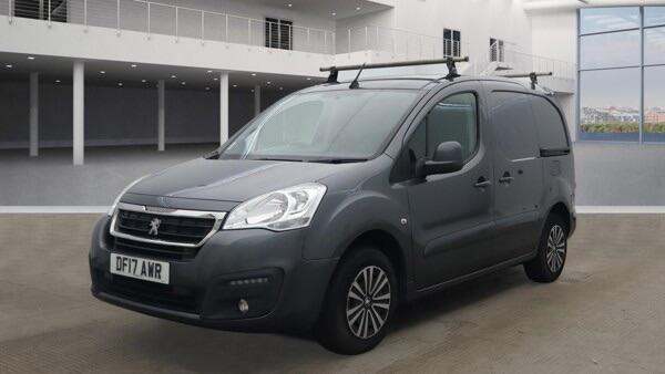 2017 Peugeot Partner 850 1.6 BlueHDi 100 Professional Van [non SS] PANEL VAN DIESEL Manual