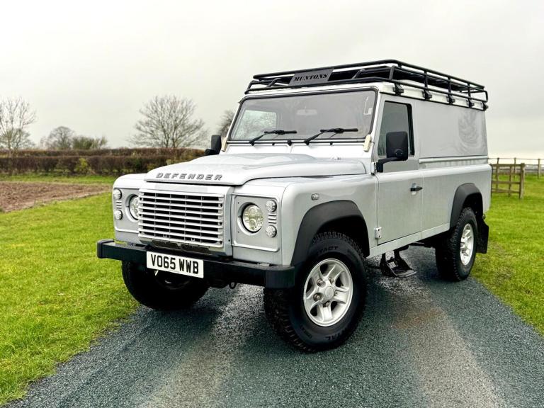 2015 Land Rover Defender Hard Top TDCi [2.2] PANEL VAN Diesel Manual