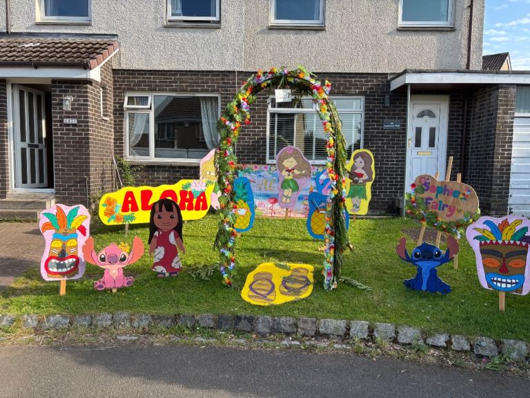 Lilo & Stitch Garden Party Decorations - Multicoloured Display Set