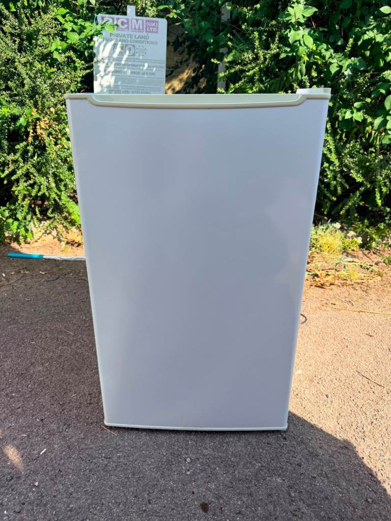 Under counter fridge with delivery 