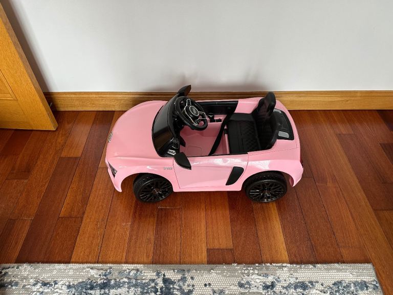 12V Licensed Audi R8 Spyder Battery Powered Kids Electric Ride On Car