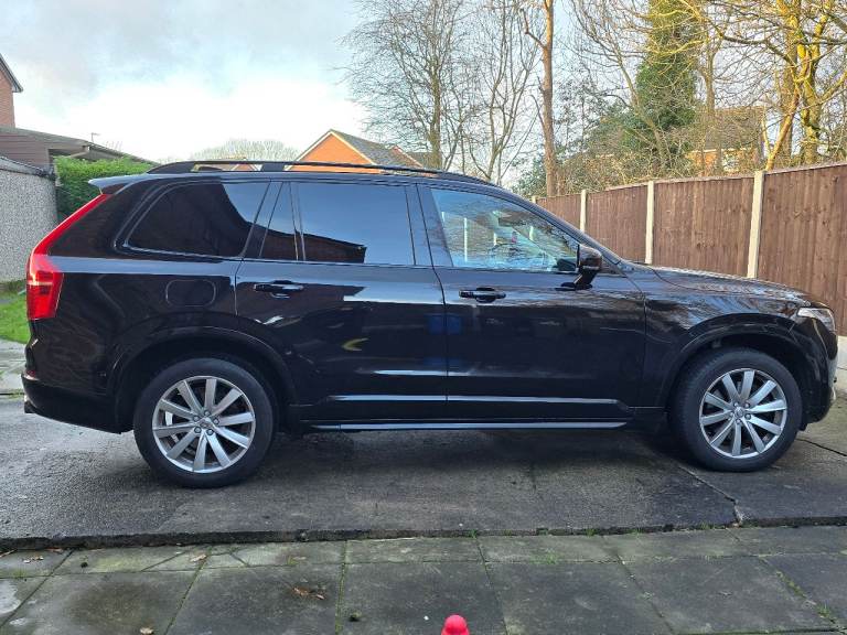 VOLVO XC90 - LUXURY 7-SEAT FAMILY SUV