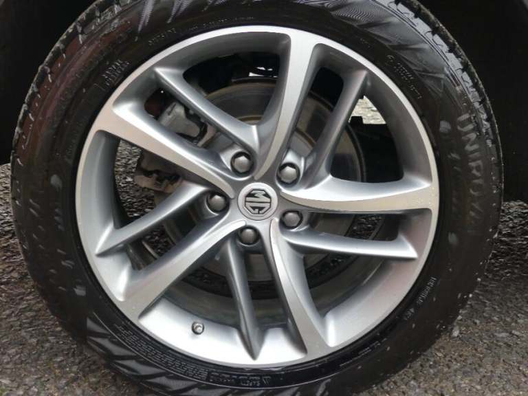 2023 MG MG HS 1.5 T Gdi Exclusive Suv 5dr Petrol Dct Euro 6 (s/s) (162 Ps) ESTATE Petrol Automatic