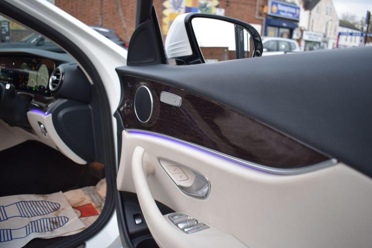 2021 Mercedes-Benz E Class 2.0 E300de 13.5kWh AMG Line Edition G-Tronic+ Euro 6 (s/s) 4dr SALOON ...