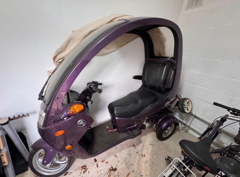Palmo 3 wheel scooter 