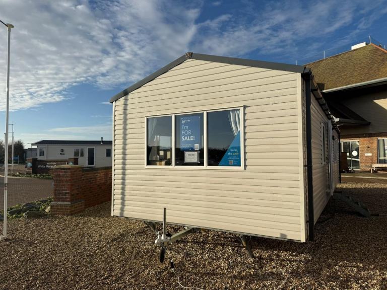 Brand New 3 Bedroom Victory At Seal Bay Heavily Reduced For Quick Sale