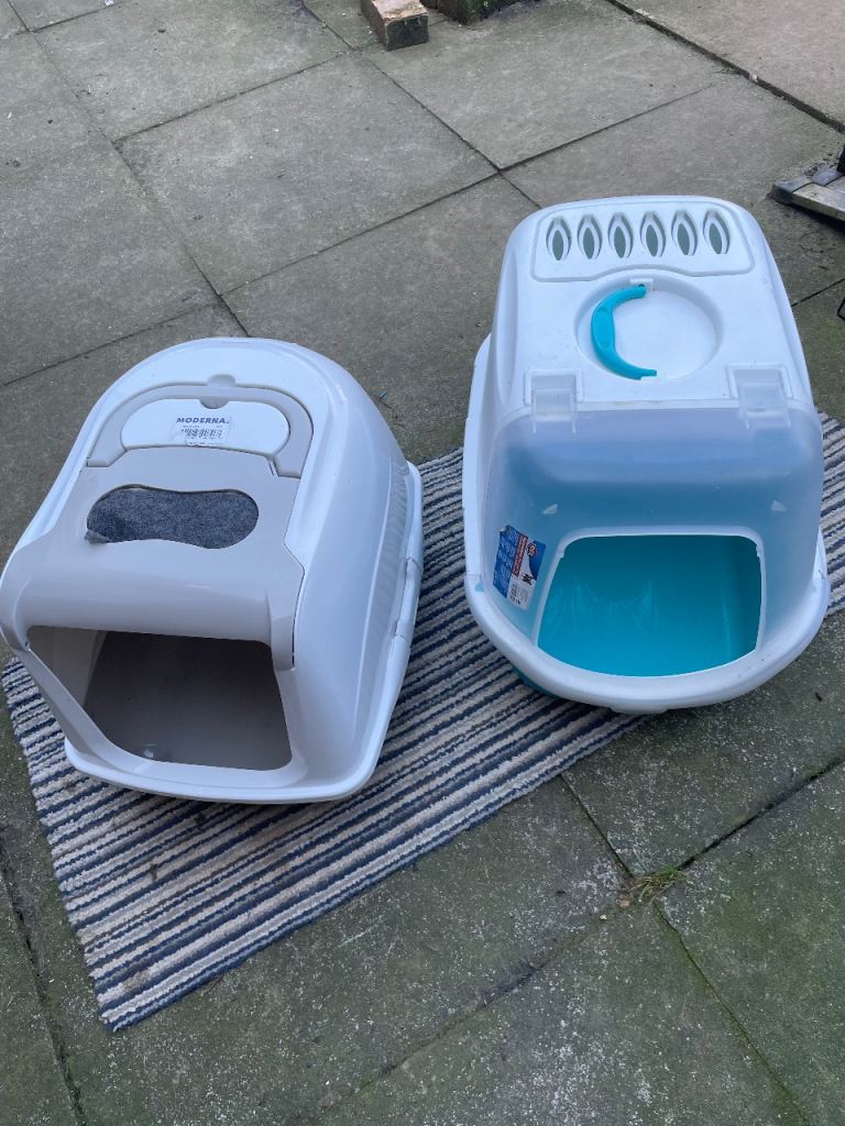 Litter trays 