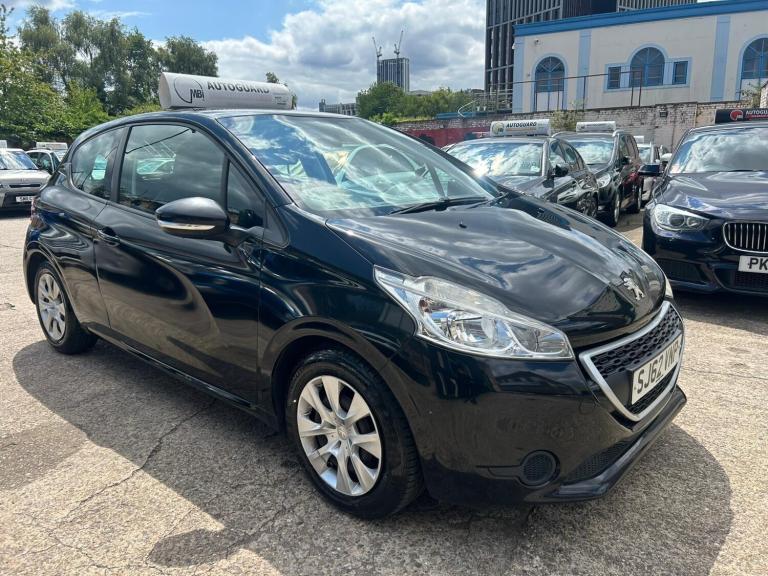 2012 Peugeot 208 1.4 HDi Access+ Euro 5 3dr HATCHBACK Diesel Manual