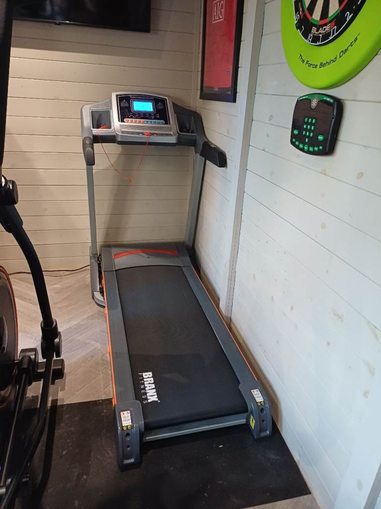 Branx Fitness Elite Runner Pro Treadmill