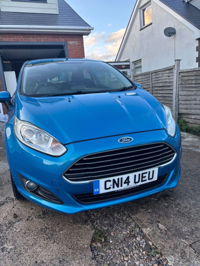 Ford, FIESTA, Hatchback, 2014, Manual, 1560 (cc), 3 doors