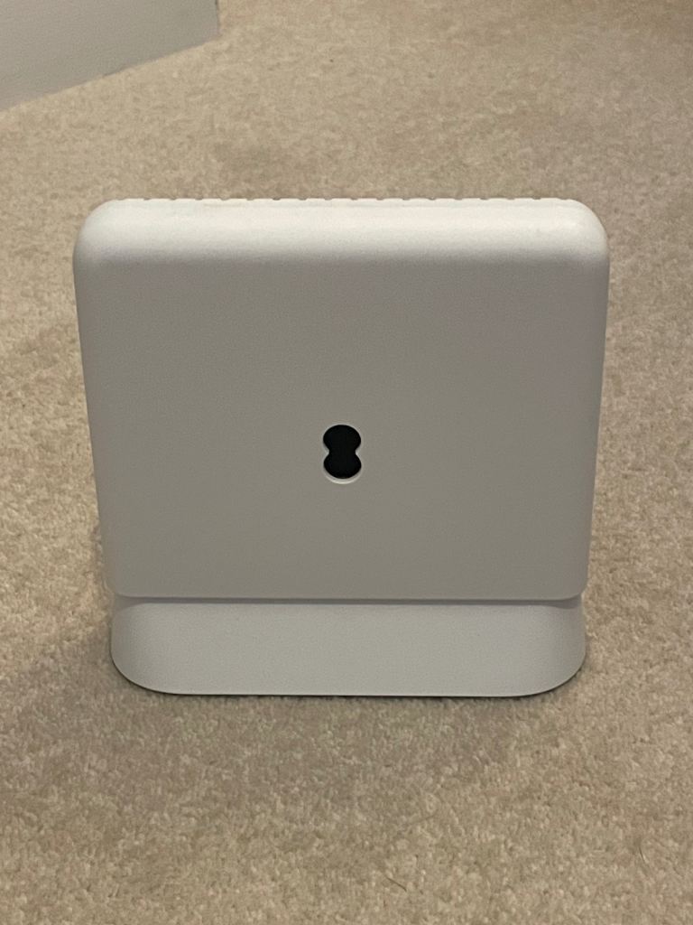 EE Smart WiFi 6 SW30A Wireless range extender