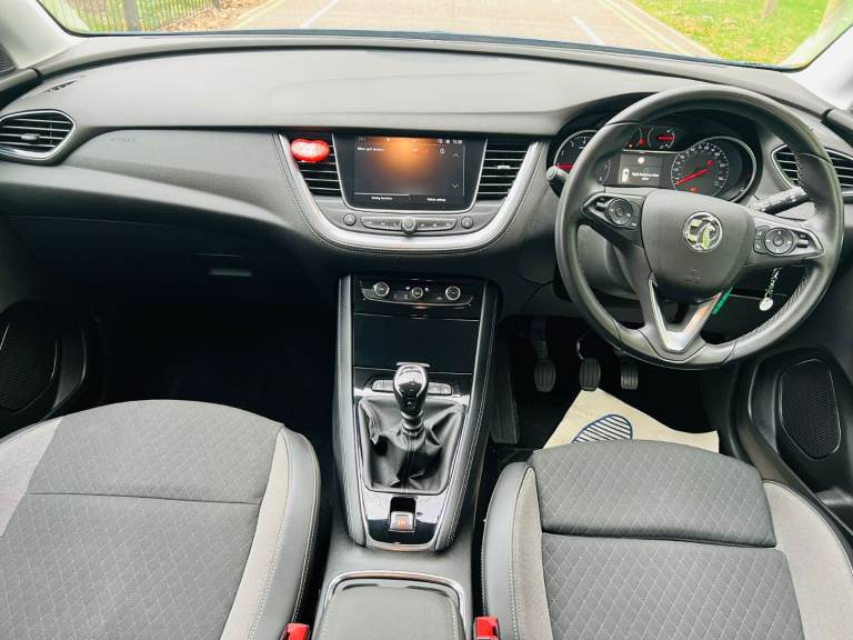Vauxhall, GRANDLAND X, Hatchback, 2019, Manual 1.2, MINT CONDITION, NEW SHAPE, 1 PREVIOUS OWNER