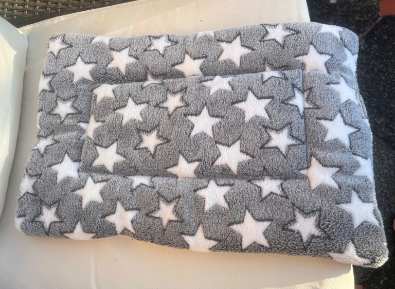 New Grey & White Star Thick Fleece Mat 