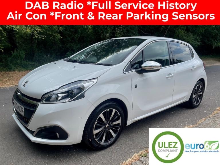 2018 Peugeot 208 1.2PureTech 110 Tech Edition 5 Door Hatchback In White HATCHBACK Petrol Manual