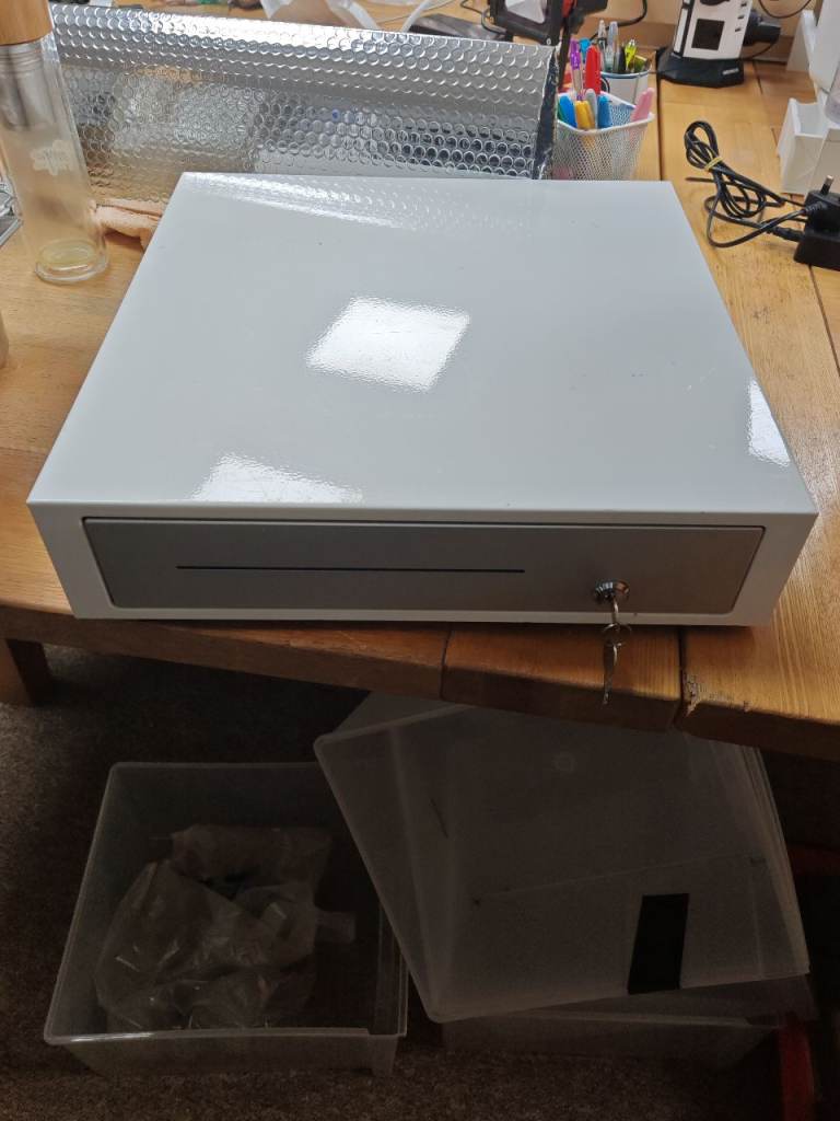 White metal sturdy Till drawer