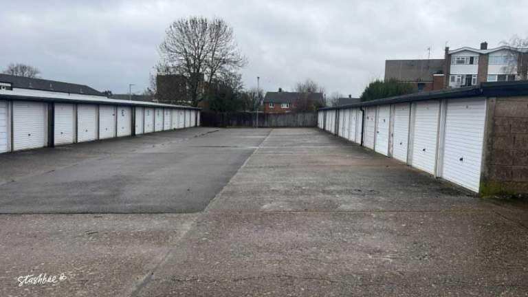Garage to rent in Letchworth (SG6) | Stashbee