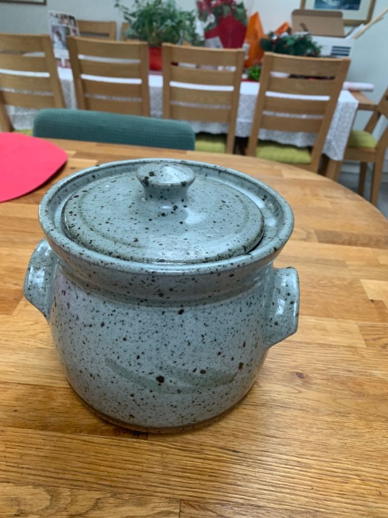 Ceramic Cooking Pot with Lid – Speckled Grey