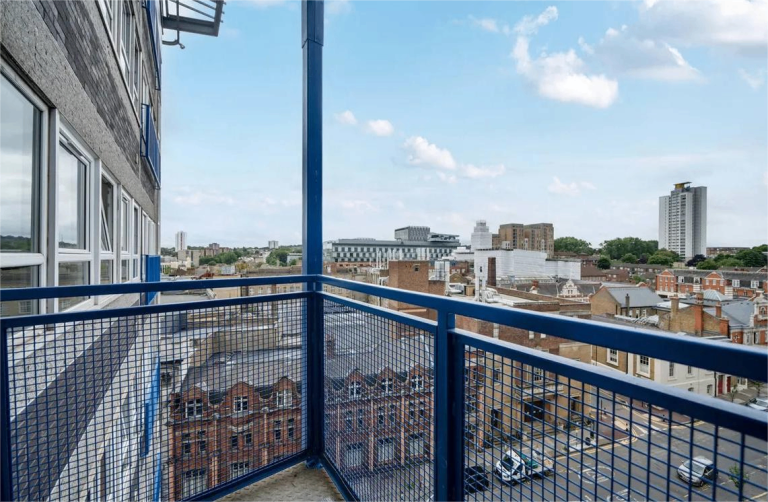 1 Bed Flat for Sale - Woolwich Town Centre