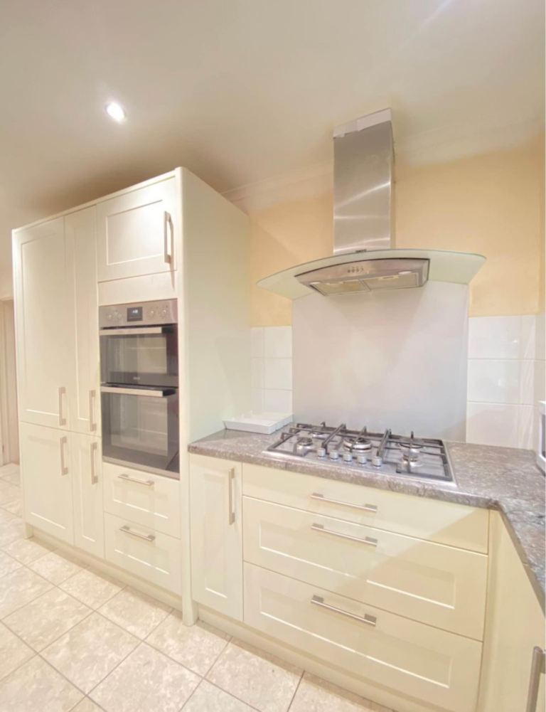 Private room for rent