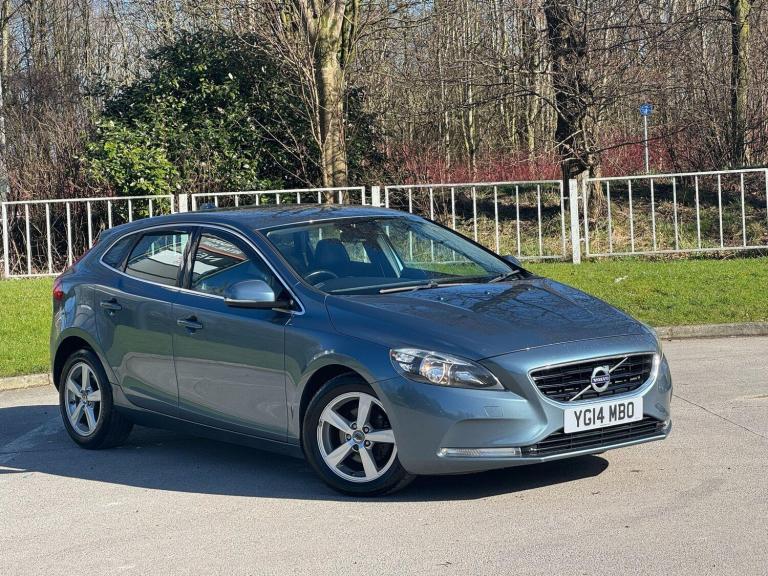 2014 Volvo V40 D2 SE 5dr HATCHBACK DIESEL Manual