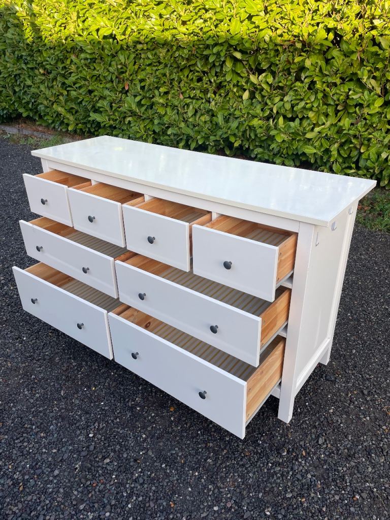 FREE DELIVERY 🥰🚚🥰 IKEA WHITE HEMNES CHEST OF 8 DRAWERS GOOD CONDITION 