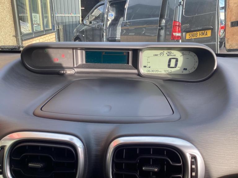 2015 Citroen C3 Picasso 1.6 VTi 16V Exclusive 5dr MPV PETROL Manual