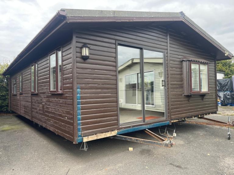 Static Home For Sale Off Site Lodge 40ft x 20ft, 2 Bedroom