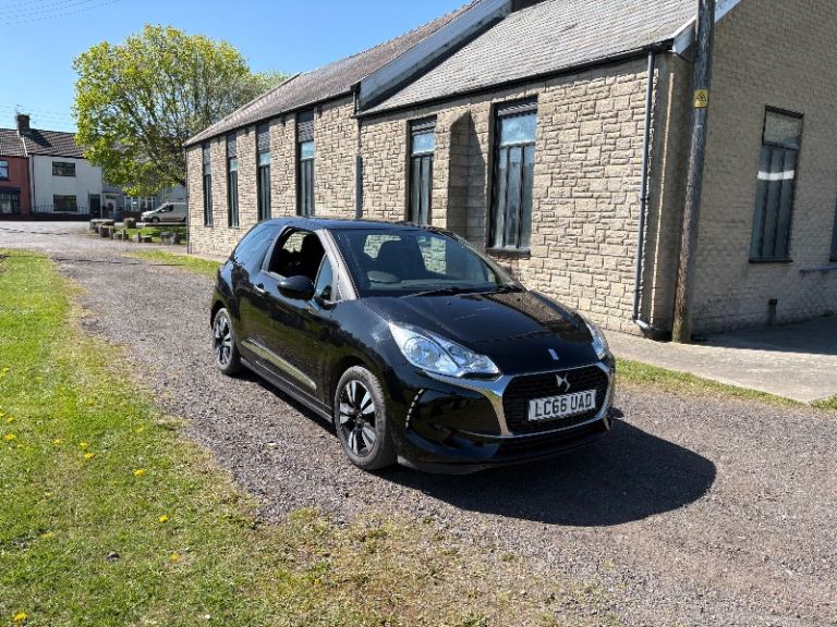 Citroen DS3 Chic Puretech 1.2 Petrol Low Miles Cheap Tax FSH 