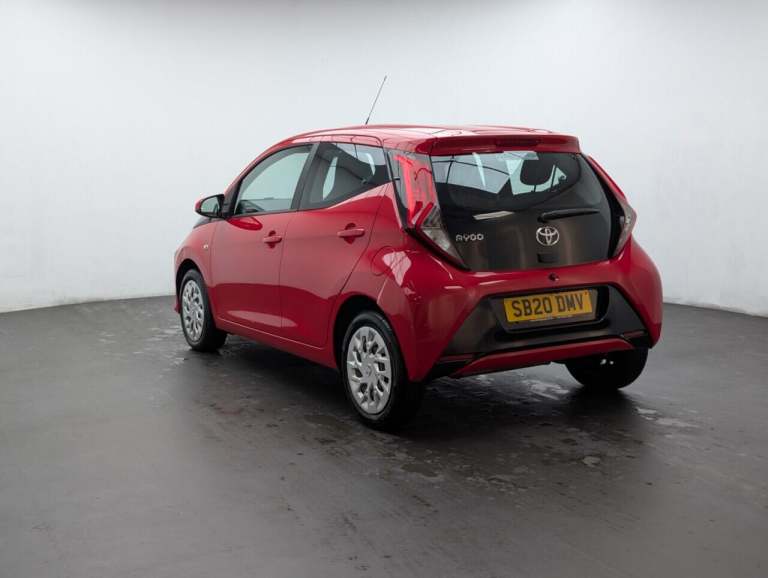 2020 Toyota AYGO 1.0 VVT-i x-play Hatchback 5dr Petrol Manual Euro 6 (71 ps) REVERSING CAMER HATC...