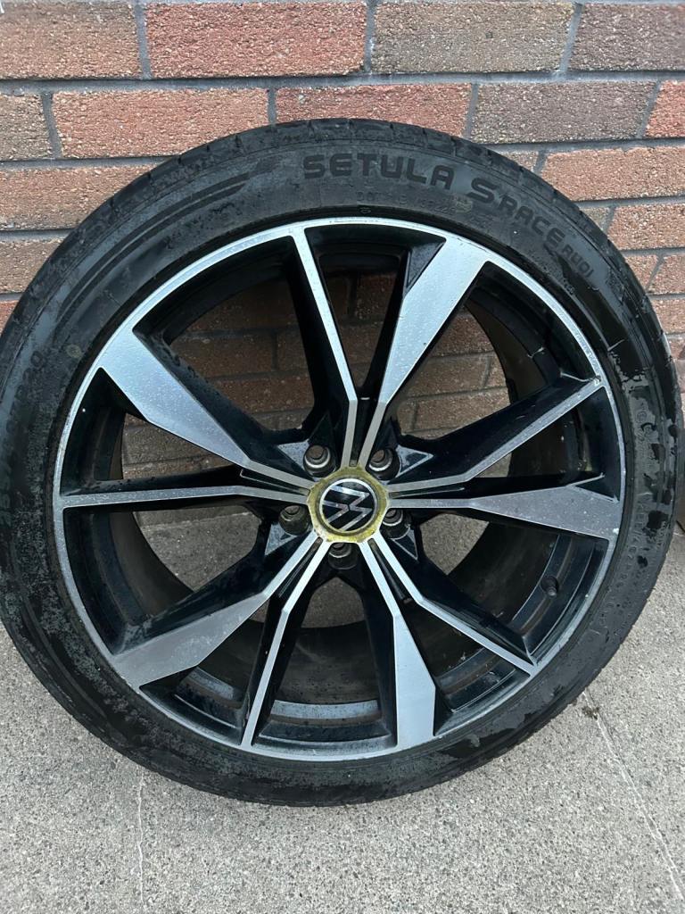 VW R-Line 20 Inch Alloys 