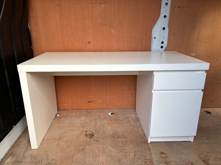 MALM IKEA Computer Desk White with free delivery in London