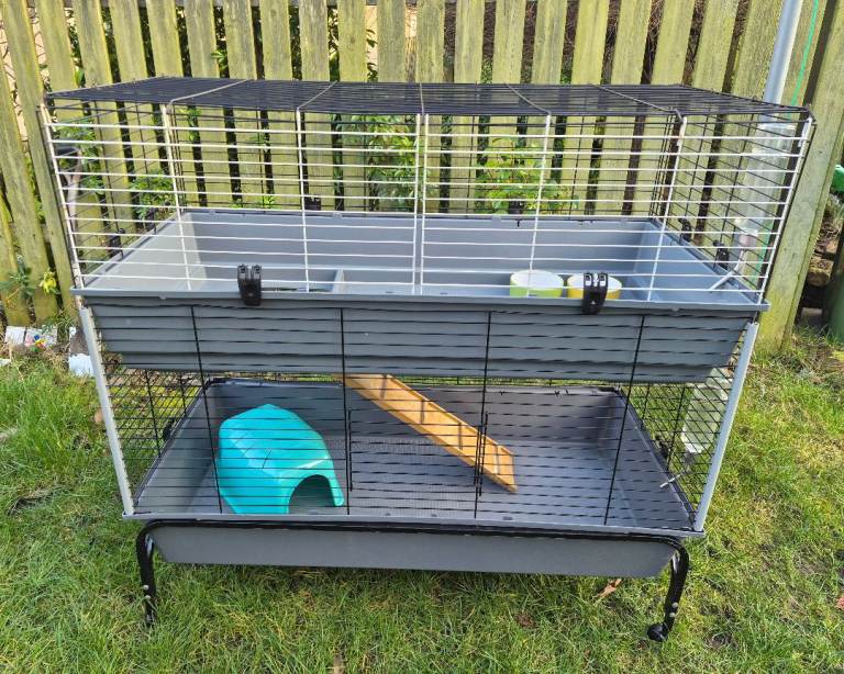 Rabbit/guinea pig cage ferplast 120 2 tier cage with wheeled stand and accessories 