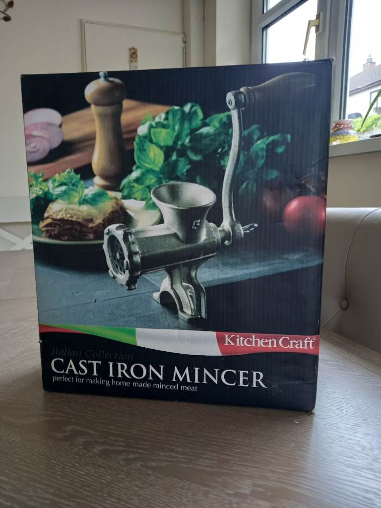 KitchenCraft Cast Iron Mincer – Brand New in Box
