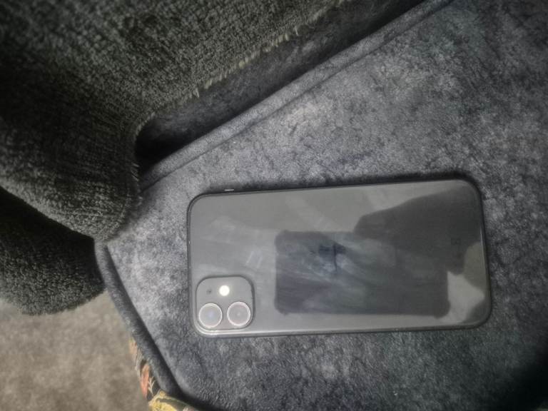 image for I need to sell my phone as soon as possible 