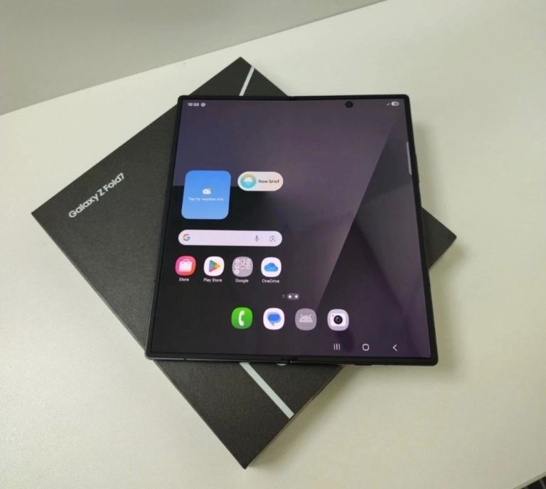 Samsung Fold 7 256gb as new 