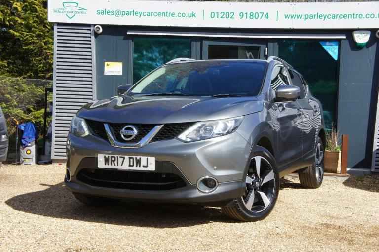 2017 Nissan Qashqai 1.2 DiG-T N-Connecta 5dr HATCHBACK PETROL Manual