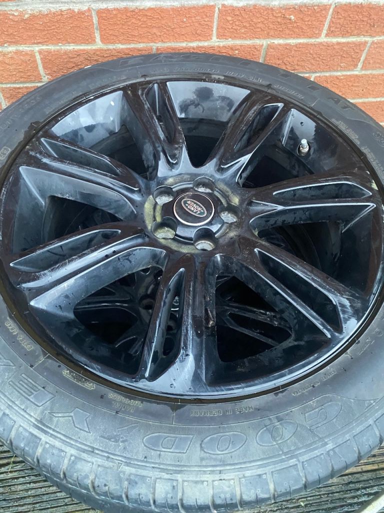 Range Rover velar wheels , f pace 