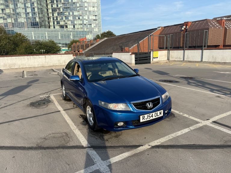 Honda, ACCORD, Saloon, 2004, Semi-Auto, 1998 (cc), 4 doors