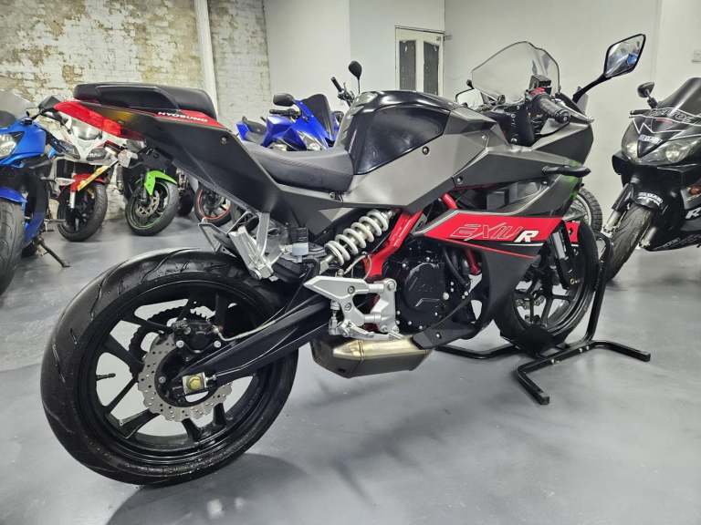 Hyosung GD 250R 2016 Low mileage