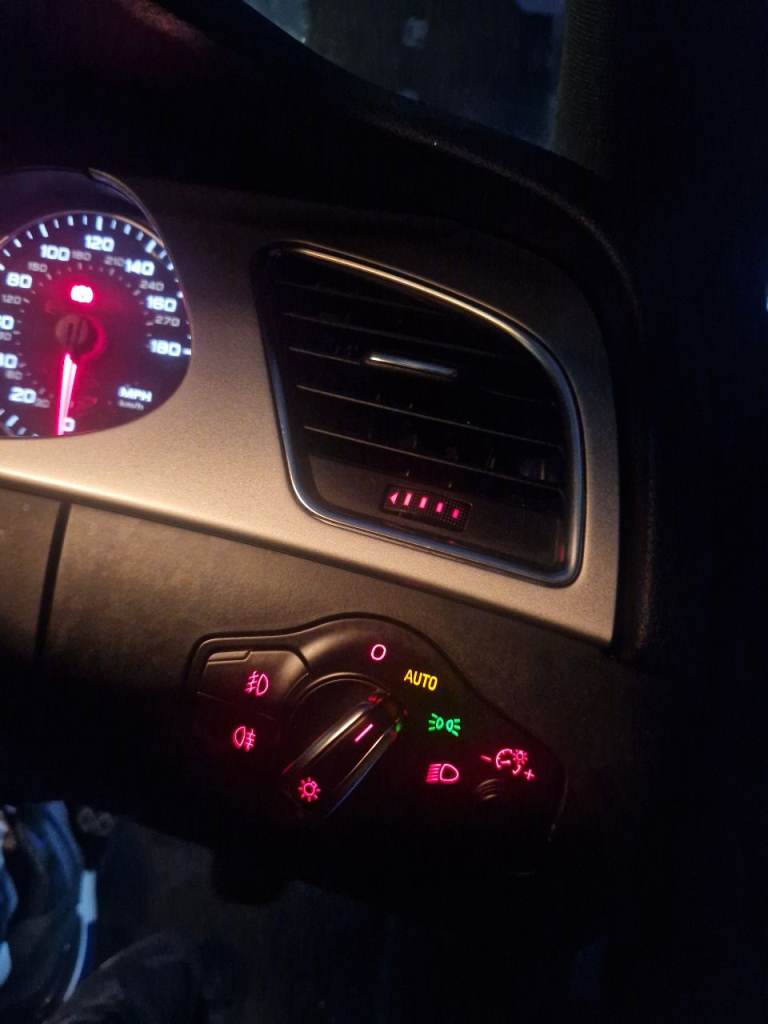 Audi, A4, Saloon, 2008, Manual, 1984 (cc), 4 doors