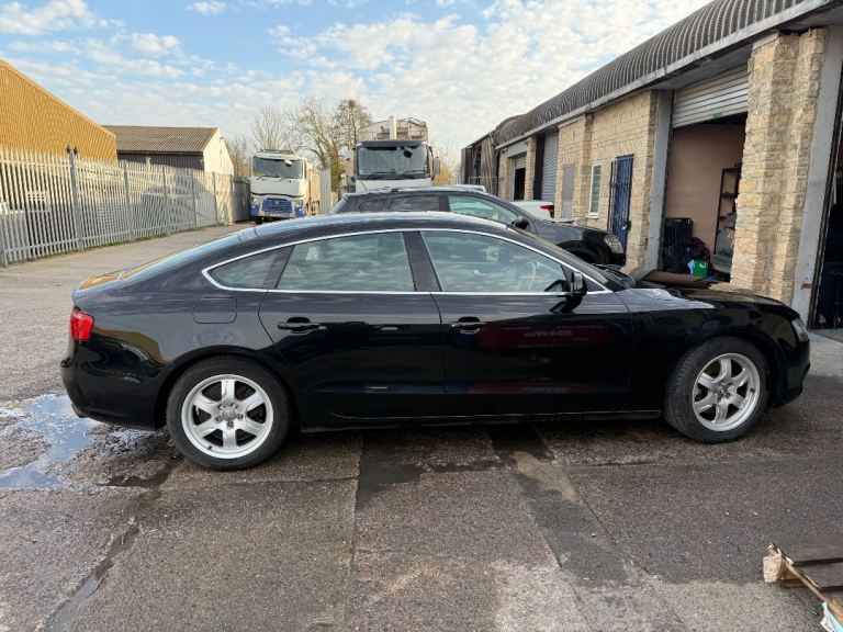Audi, A5, Hatchback, 2014, Manual, 1798 (cc), 5 doors